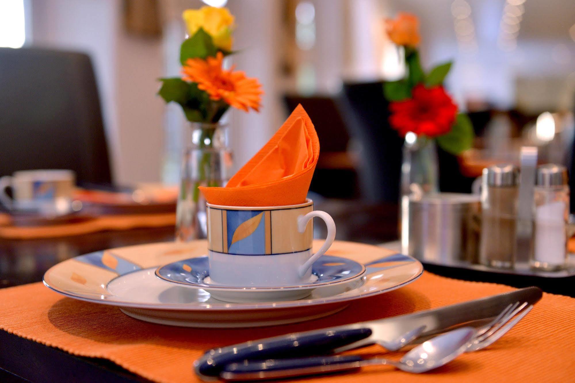 Alpha Hotel garni Dietzenbach Esterno foto
